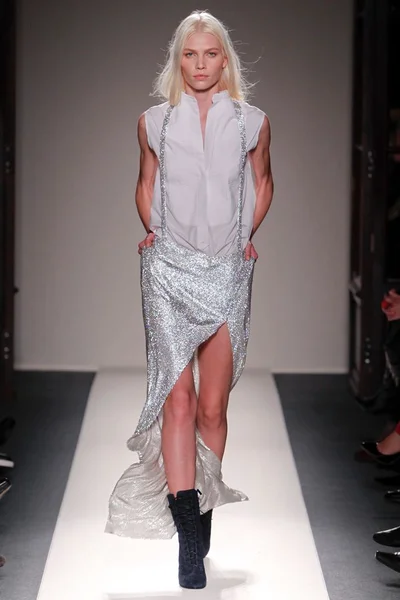 Look 34